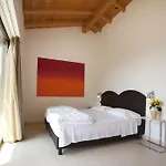 Goethe Apartahotel 4*