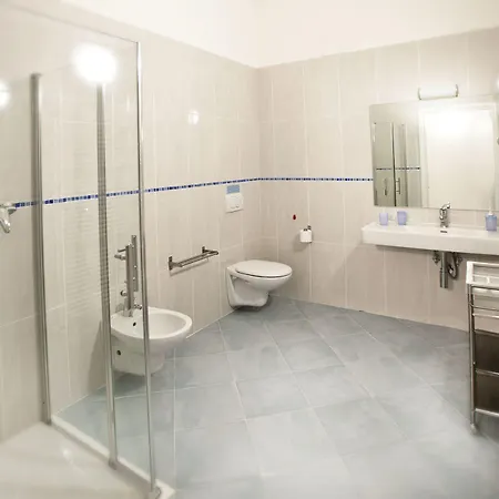 Goethe Aparthotel Malcesine